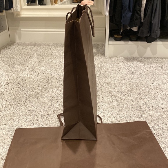 Louis Vuitton LV large brown paper gift tote shopping bags - Picture 8 of 10